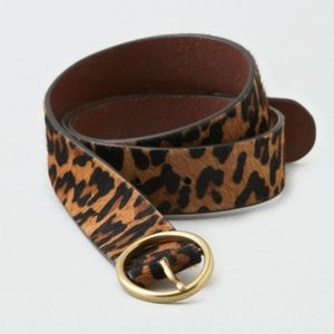 Leopard print belt
